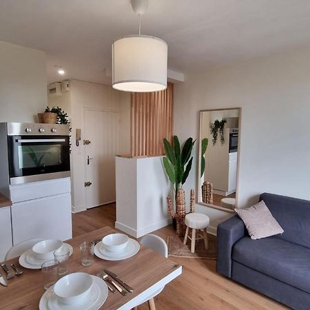 Cristal 2 Apartment อีซัวร์ ภายนอก รูปภาพ